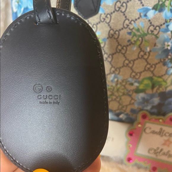 ❤️SOLD❤️ Gucci Blooms Navy Tote - Picture 3 of 8